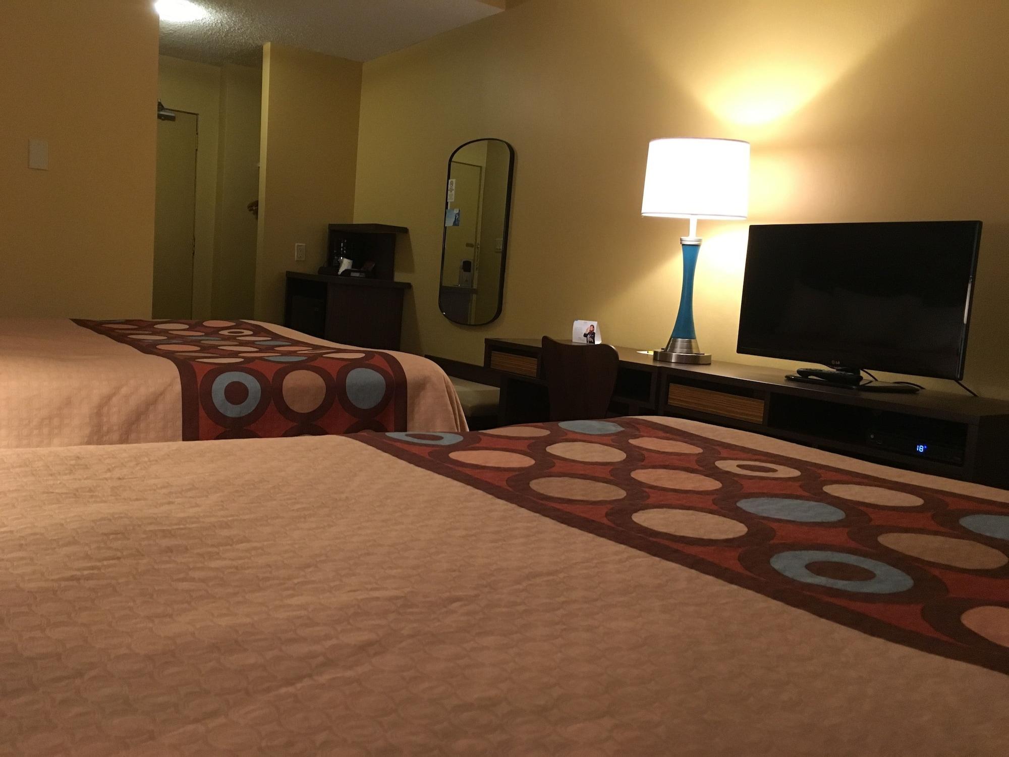 Super 8 By Wyndham *