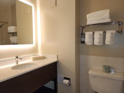 Super 8 By Wyndham Thunder Bay