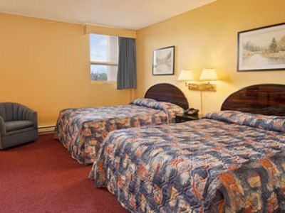 Super 8 By Wyndham * Thunder Bay
